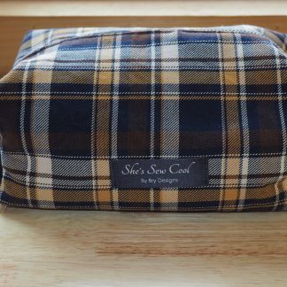She's Sew Plaid Makeup Bag (Blue)